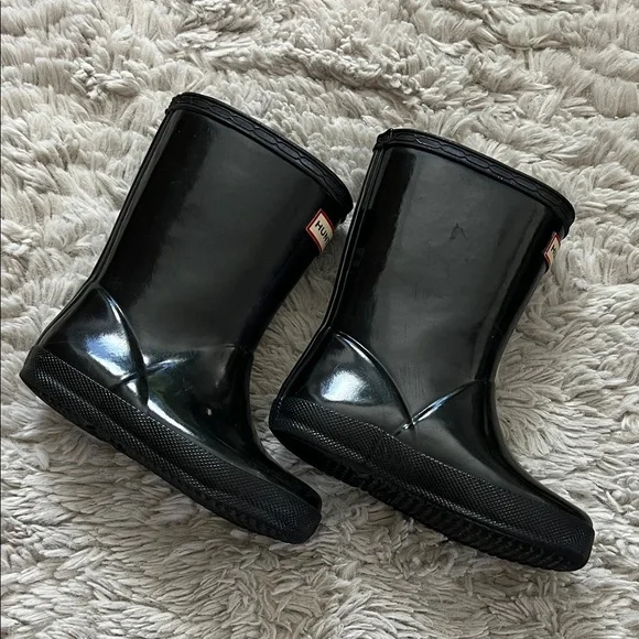 Hunter Kids First Gloss Rain Boots - Picture 4 of 13